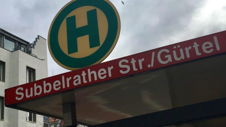 Köln - Subbelrather Straße/Gürtel - KVB-Haltestelle