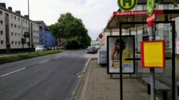 Äußere Kanalstraße - KVB-Bushaltestelle - Köln-Bickendorf