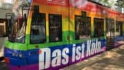 Kölner Verkehrs-Betriebe - KVB - Straßenbahn - Regenbogenfarbe - Christopher Street Day - CSD - Das ist Köln - Kampagne 2019