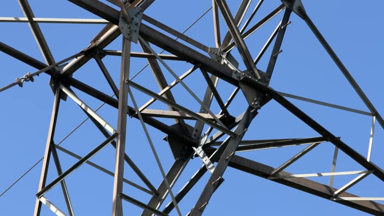 Strommast - Freileitungsmast - Hochspannungsmast - Strom - Gerüst