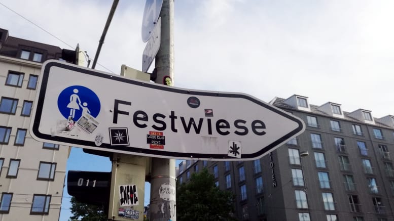 Festwiese - Schild - Oktoberfest - München