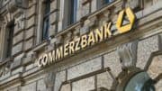 Commerzbank - Haus - Logo - Commerzbank-Logo - Gebäude - Fenster - Kreditinstitut