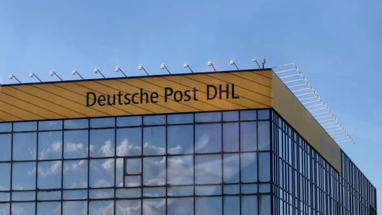 Deutsche Post DHL - Deutsche Post - DP - DPDHL - Filiale - Gebäude - Glas - Fenster