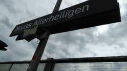 Neuss-Allerheiligen - Bahnhof - Bahnsteig - Haltestelle - Schild