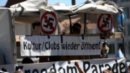 Demonstration - Corona-Skeptiker - Kultur/Clubs wieder öffnen - Freedom Parade - Berlin
