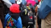 Karneval - Fastnacht - Fasching - Fünfte Jahreszeit - Straße - Menschen - Kostüm