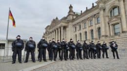 Deutscher Bundestag - Parlament - Polizei - Corona-Demonstration - November 2020 - Berlin