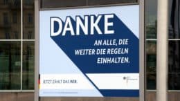 Danke an alle die weiter die Regeln einhalten - Jetzt zählt das wir - Bundesregierung - Werbung - Plakat - Öffentlichkeit - Berlin
