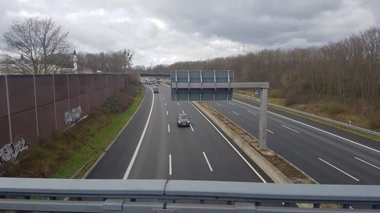 Bundesautobahn 57 - Überführung - Elvekumer Weg - Neuss