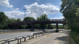 Fußgängerbrücke - Holzbrücke - Escher Straße - März 2021 - Köln-Bilderstöckchen