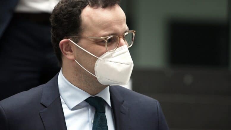 Jens Georg Spahn - Politiker - Gesundheitsminister - FFP2-Maske
