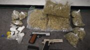 Pistole - Waffe - Softair - PTB - Magazin - Patronen - Tüten - Drogen - Cannabis - Amphetamine - Heroin - Juni 2021 - Sichergestellt - Polizei Köln