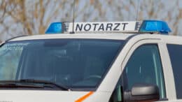 Notarzt - Rotkreuz - Deutsches Rotzes Kreuz - Rettungswagen