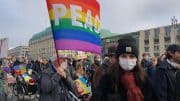 Anti-Kriegs-Demo - Demonstration - Ukraine - Russland - Krieg - Februar 2022 - Berlin