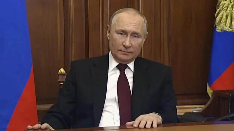 Wladimir Putin - Fernseher - TV - Ankündigung - Separatisten - Ost-Ukraine - Februar 2022 - Russland